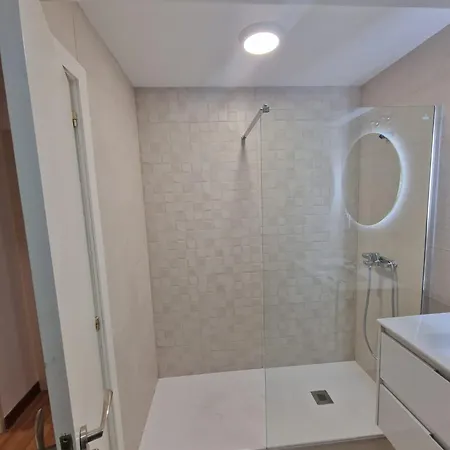 Amplio Piso Con Vistas En La Entrada Del Camino C4