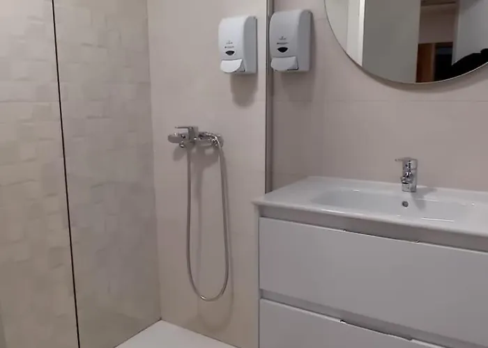 Amplio Piso Con Vistas En La Entrada Del Camino C4 公寓